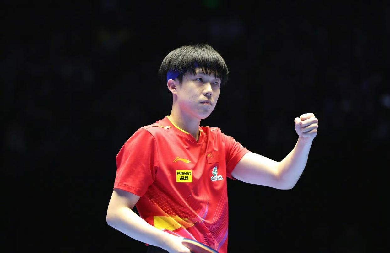 爱游戏在线-爵士横扫吉林队，福克斯状态火热